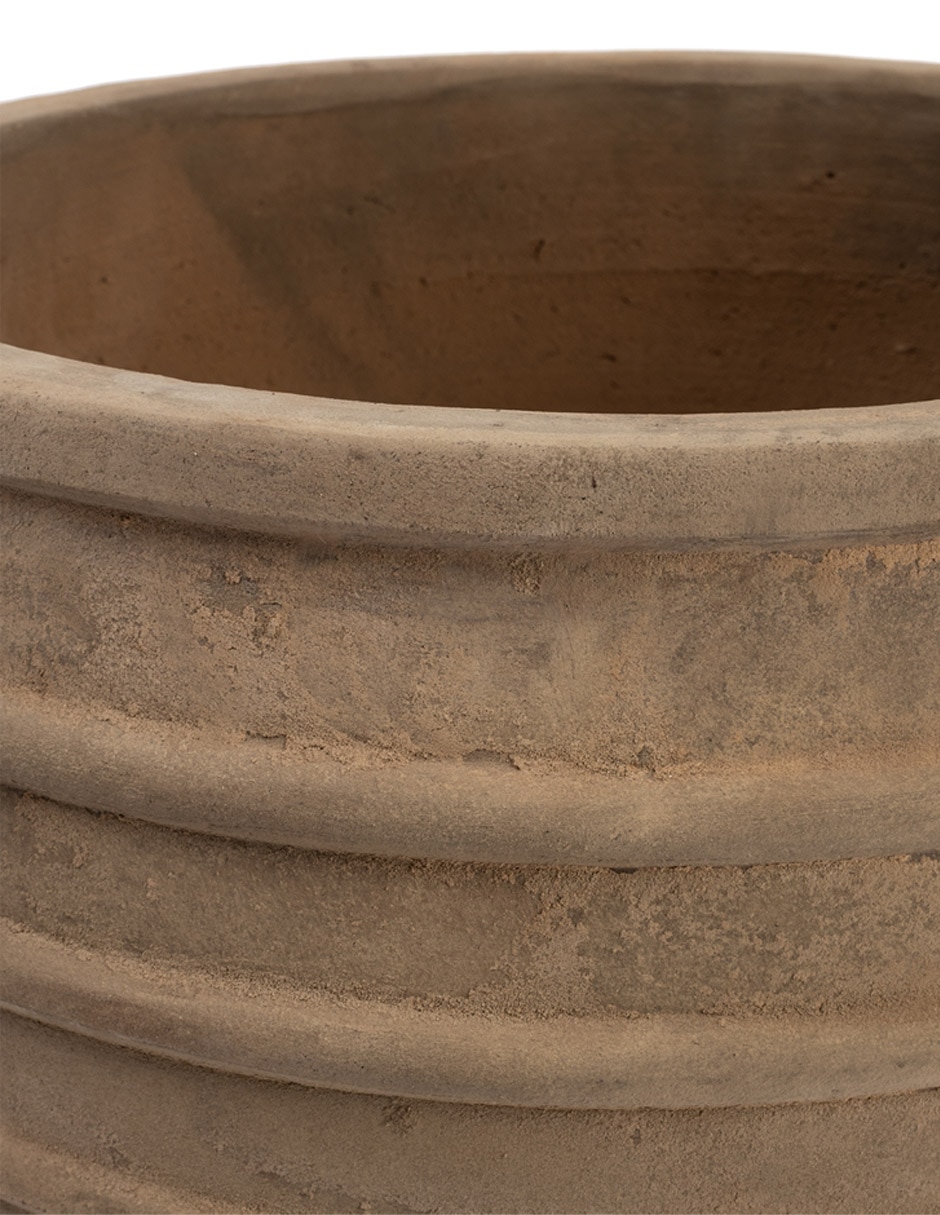 Maceta clara de terracota 3